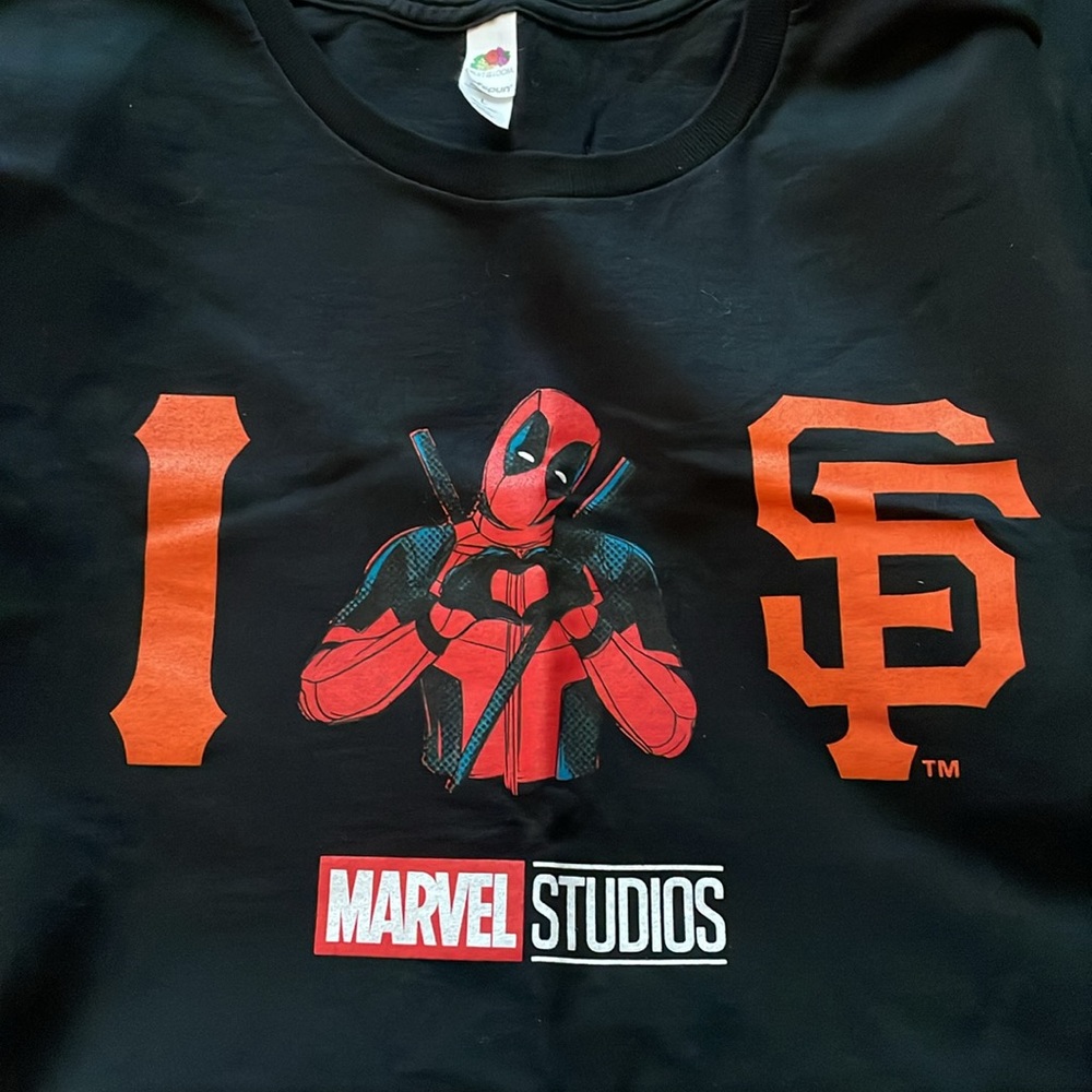 [BUNDLE] Marvel X SF Giants, Adult T-Shirts, Size S & L
